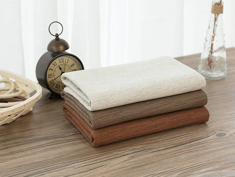 夏天的衣服都是用什么<a href=http://m.jhxg.com.cn/ target='_blank'>面料</a>？